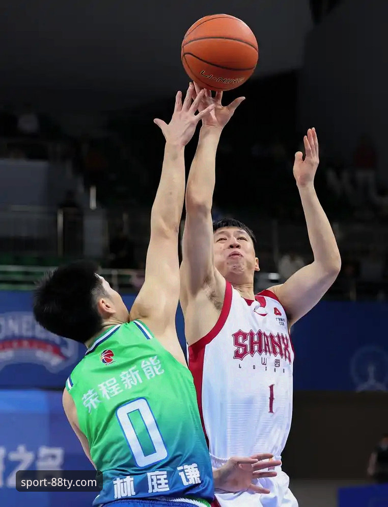 CBA季后赛山西2-0横扫青岛深度评测：88体育平台见证团队篮球的胜利方程式