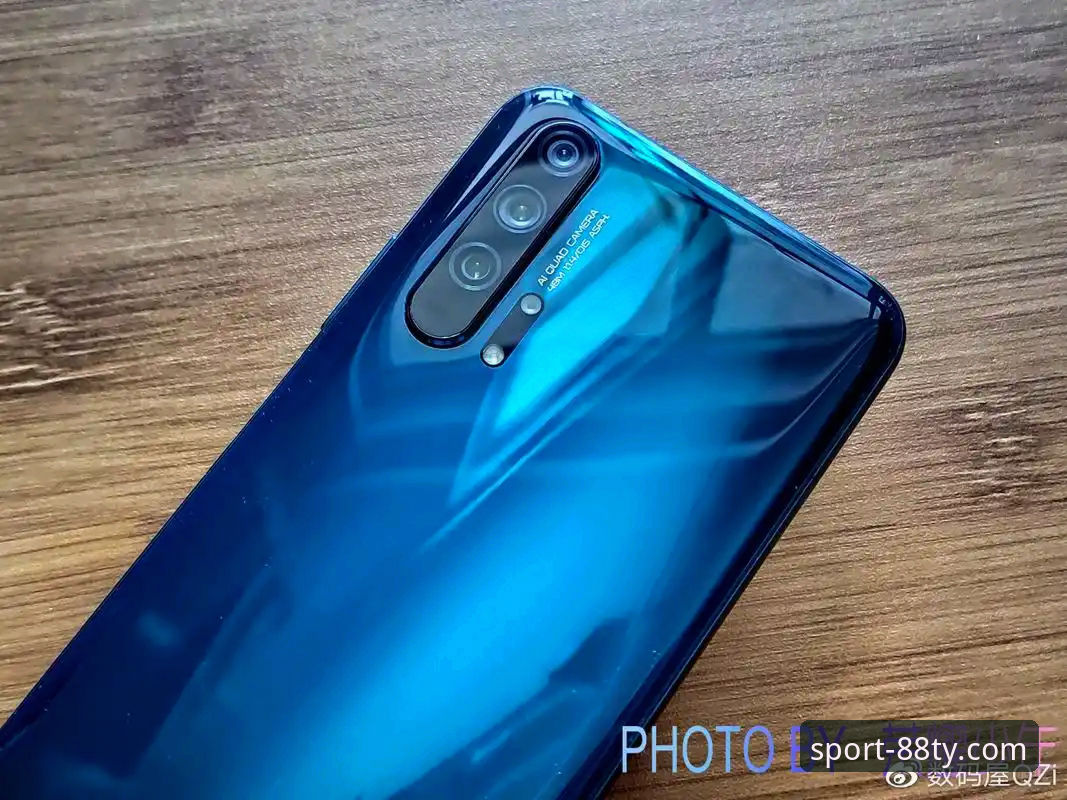 体育iOS版 88体育iOS版深度评测:三年老用户带你全面体验手机体育App的流畅与激情